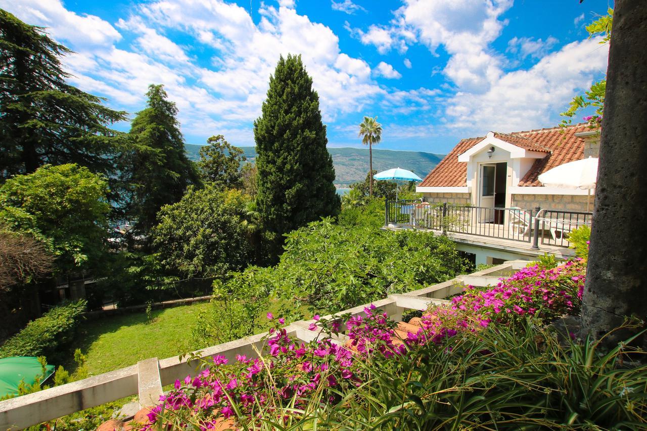 Guest House Saga Herceg Novi Exterior foto